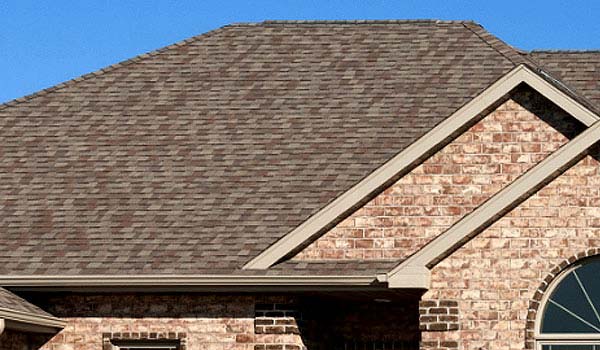 no-pressure-roof-cleaning-roof-stain-removal-in-Fox-Valley-WI-appleton-wi-neenah-wi-greenville-wi